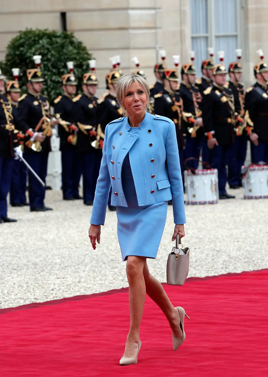 b2fc37dabad28bdafc8191ae15eb69a7