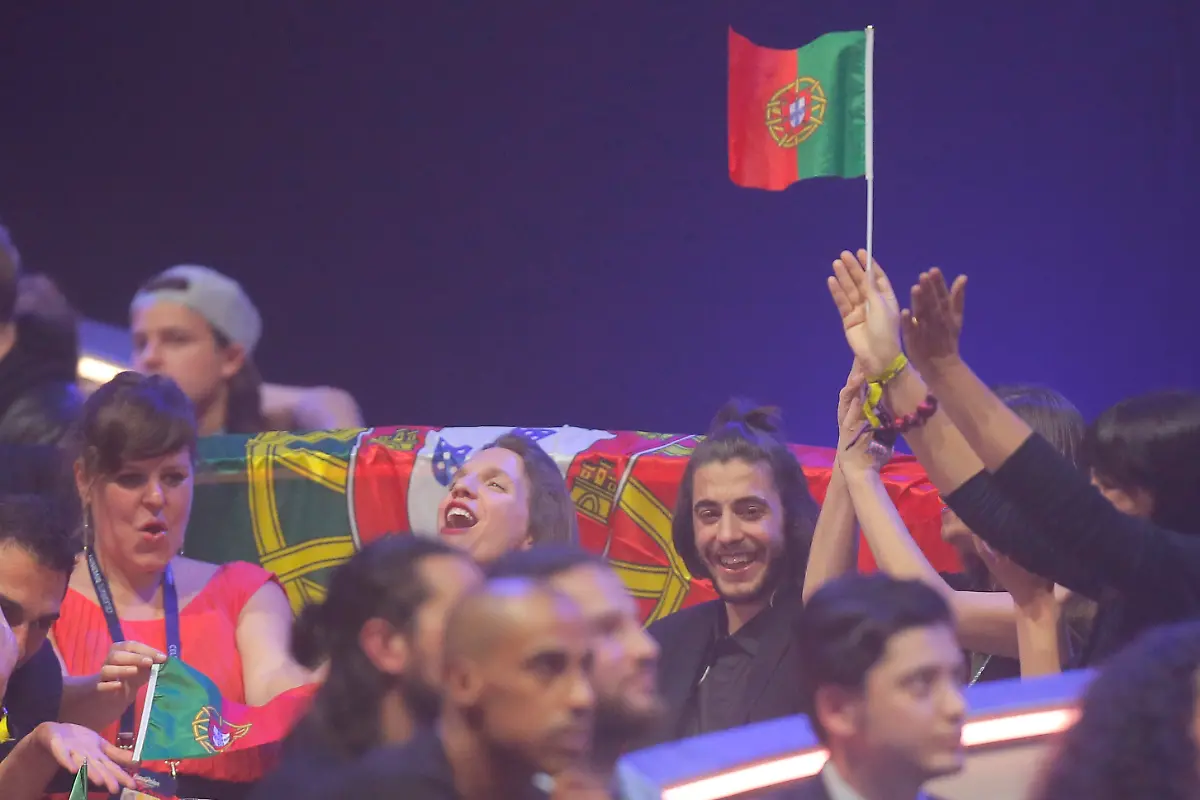 90efbd84732bec52d6ce8e7f1d74d03c