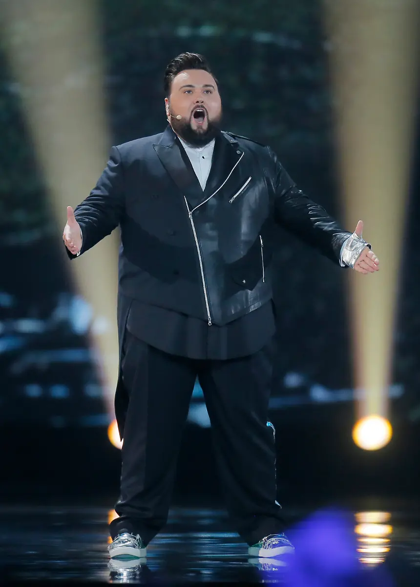 9d703132f7ac4d7fb5371ce85270f7b4