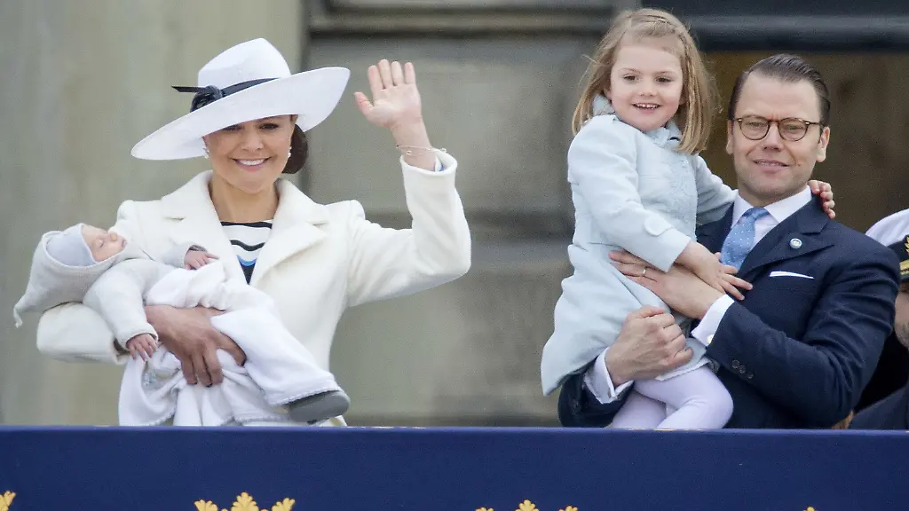 2ee1aa16a522777ec035e94b7fa35456