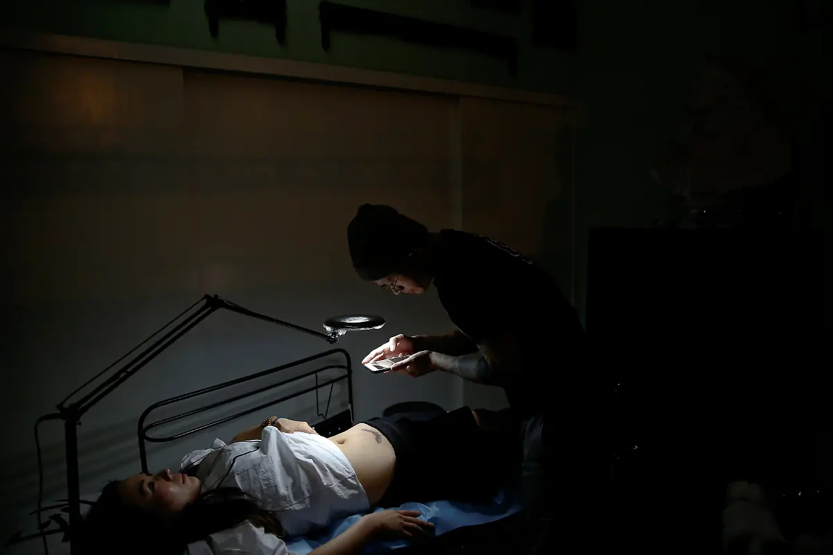 6dc3a97fd4b5834a432543961e755ebe