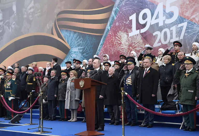 c4d8cf3818d8b45dd6c1282dee78ebbd