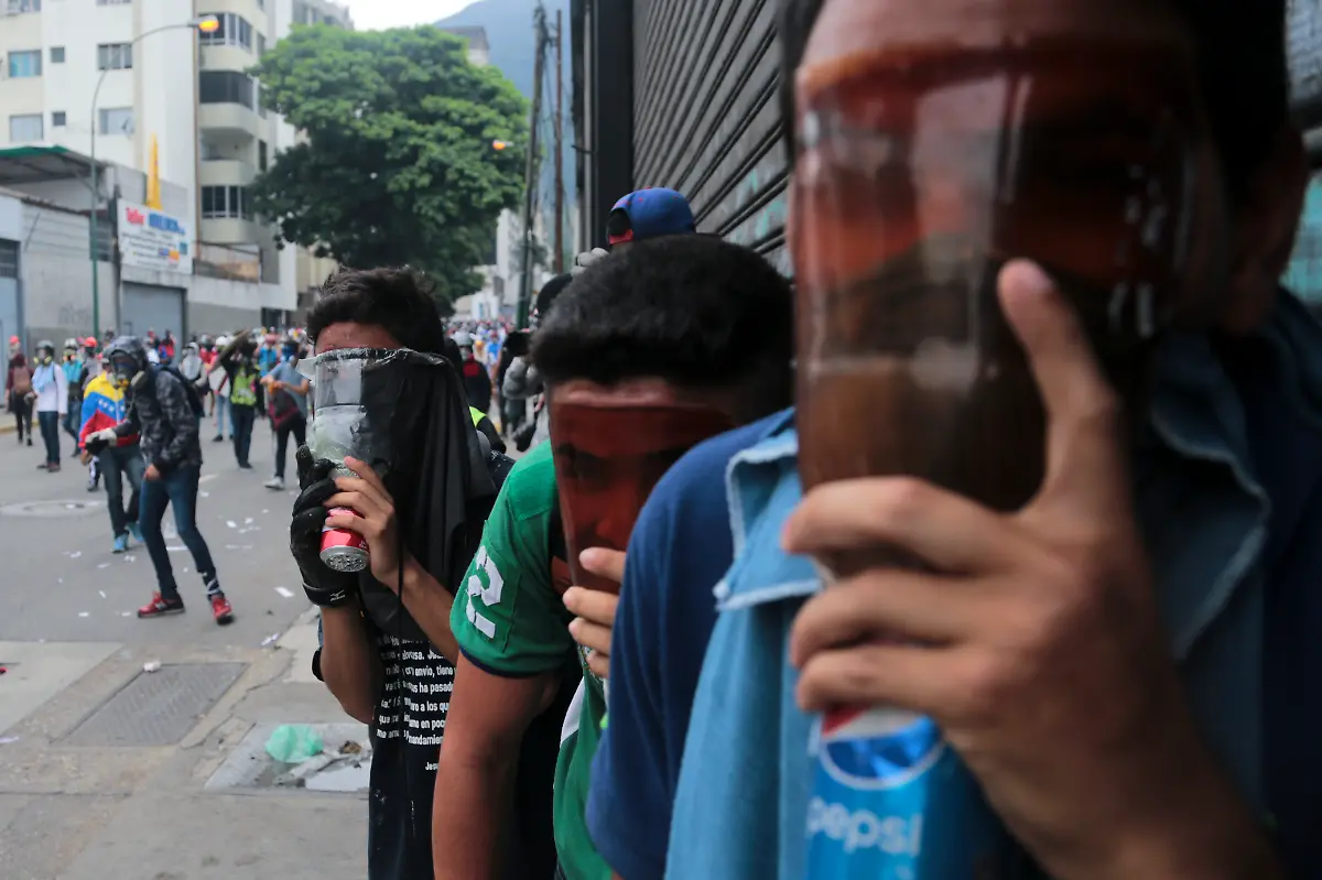 00b2e54825eb12197def468c34cc6b38