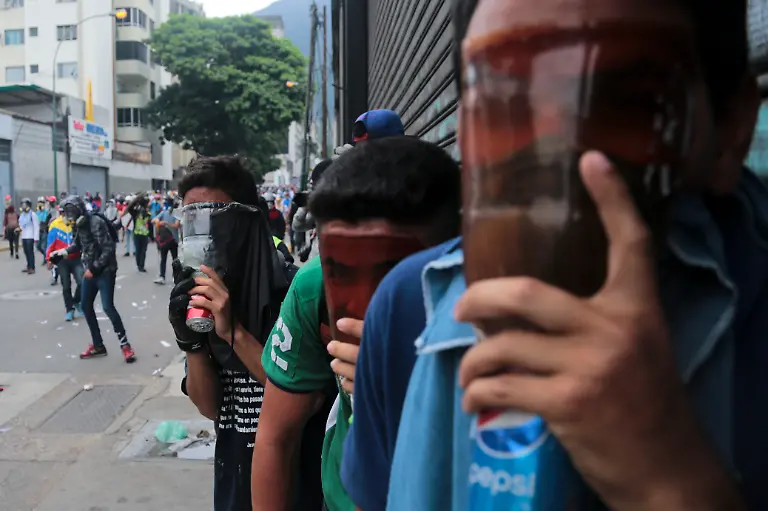 00b2e54825eb12197def468c34cc6b38