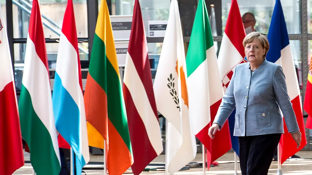 41bc1cf3d821dc4beb9cc81ff2945a20