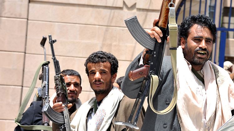 Die jemenitischen Stammeskämpfer al-Ahmars stellten für die Truppen des Präsidenten ein unüberwindbares Hinderniss dar.