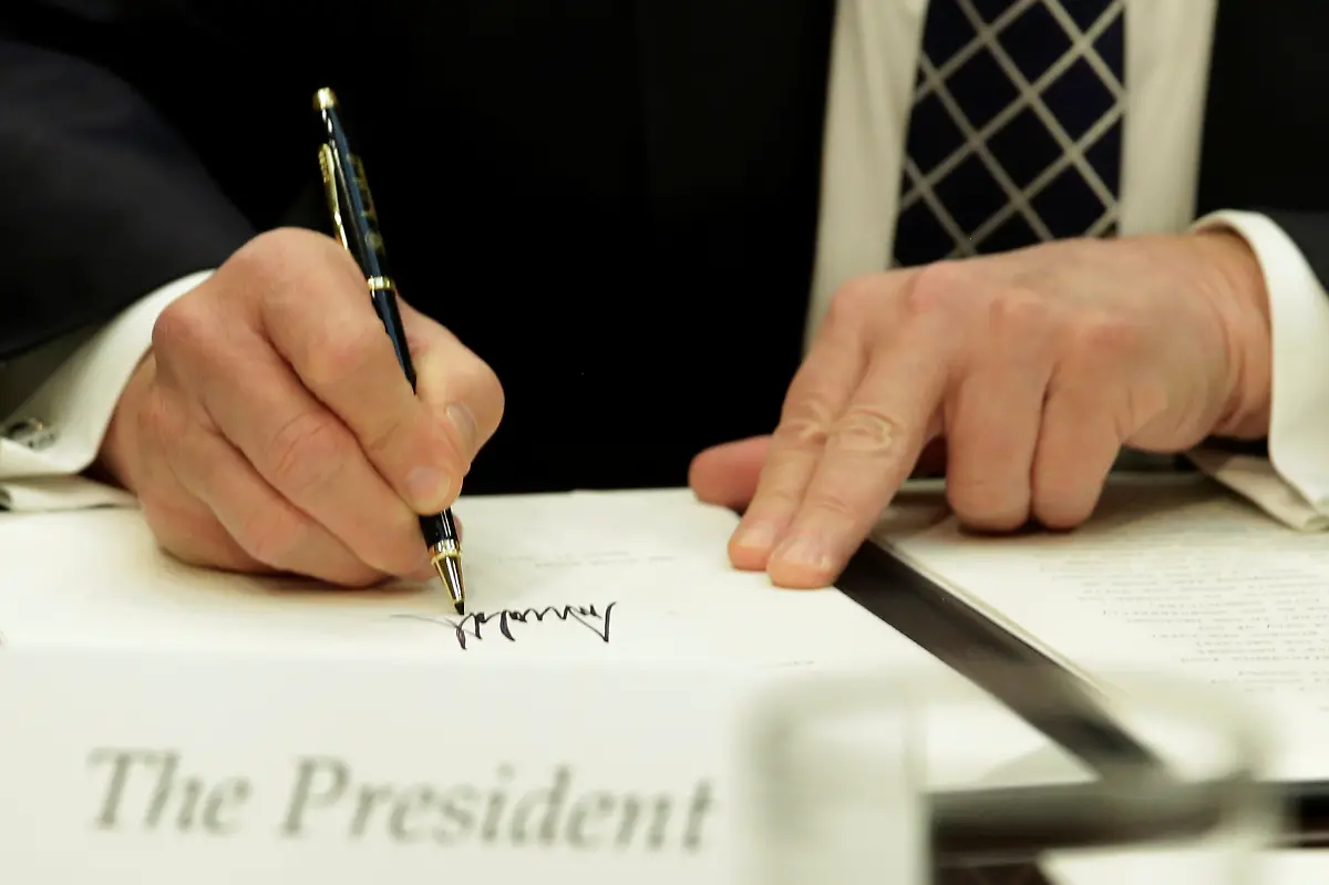 6dfe3fc992dfd829502bec411dac068b