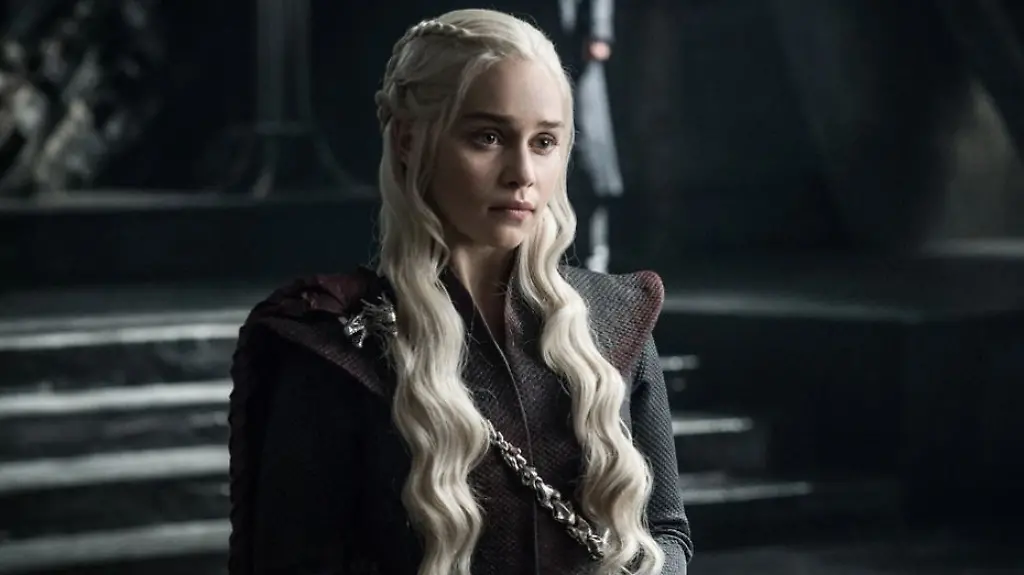 emilia-clarke-game-of-thrones