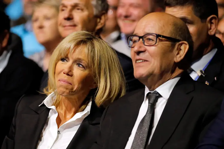 338d8896e339f3f6d1926eb942e9c74e