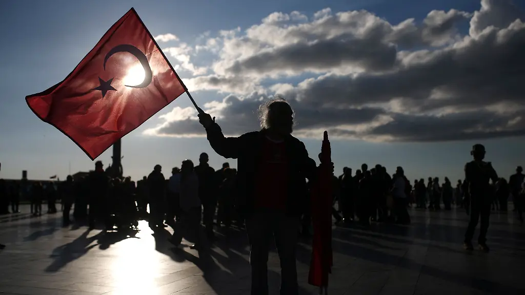 be8d02364c8f37860b312d53c25487e3