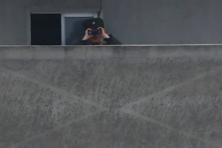 be466566f98353621d2189be5ad63fd8