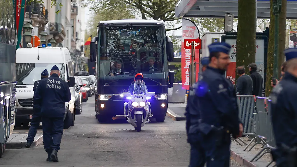 6a28ebf3a46e819cebb483773af36566