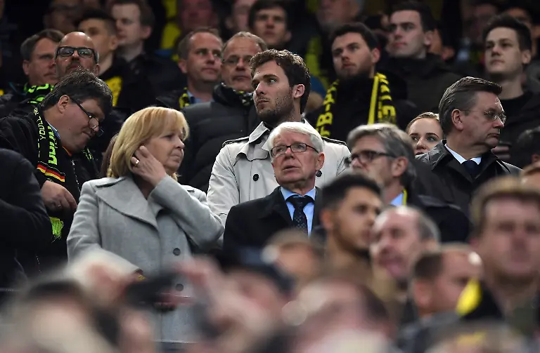 3dcea678e8f29326430bc7480361a821