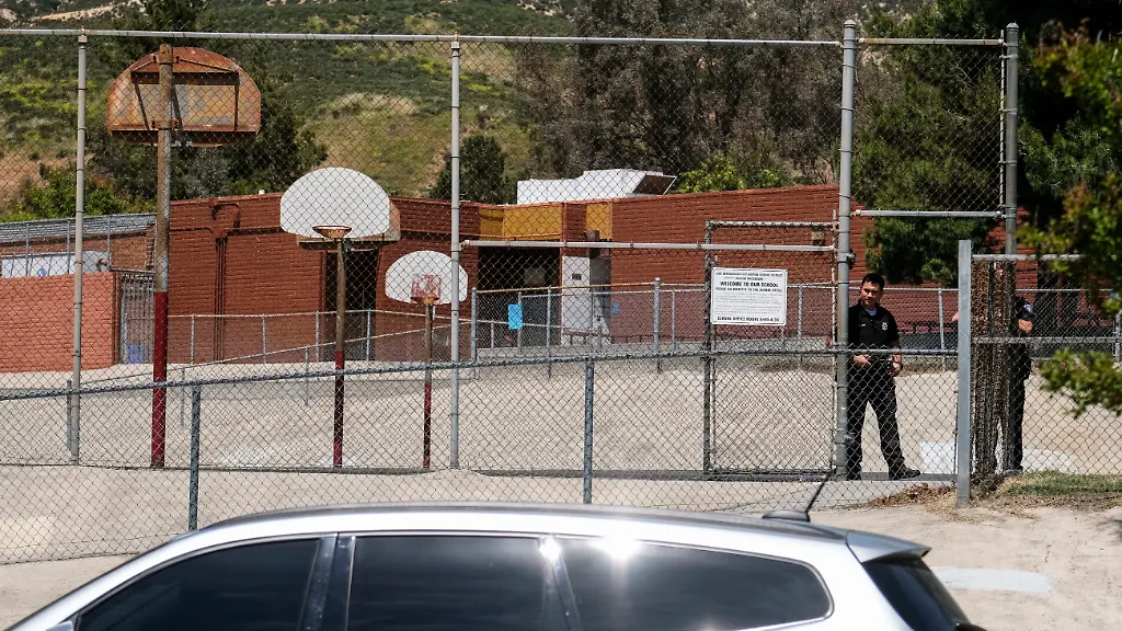 1760968a1f3ab39fe899de618bba26fb