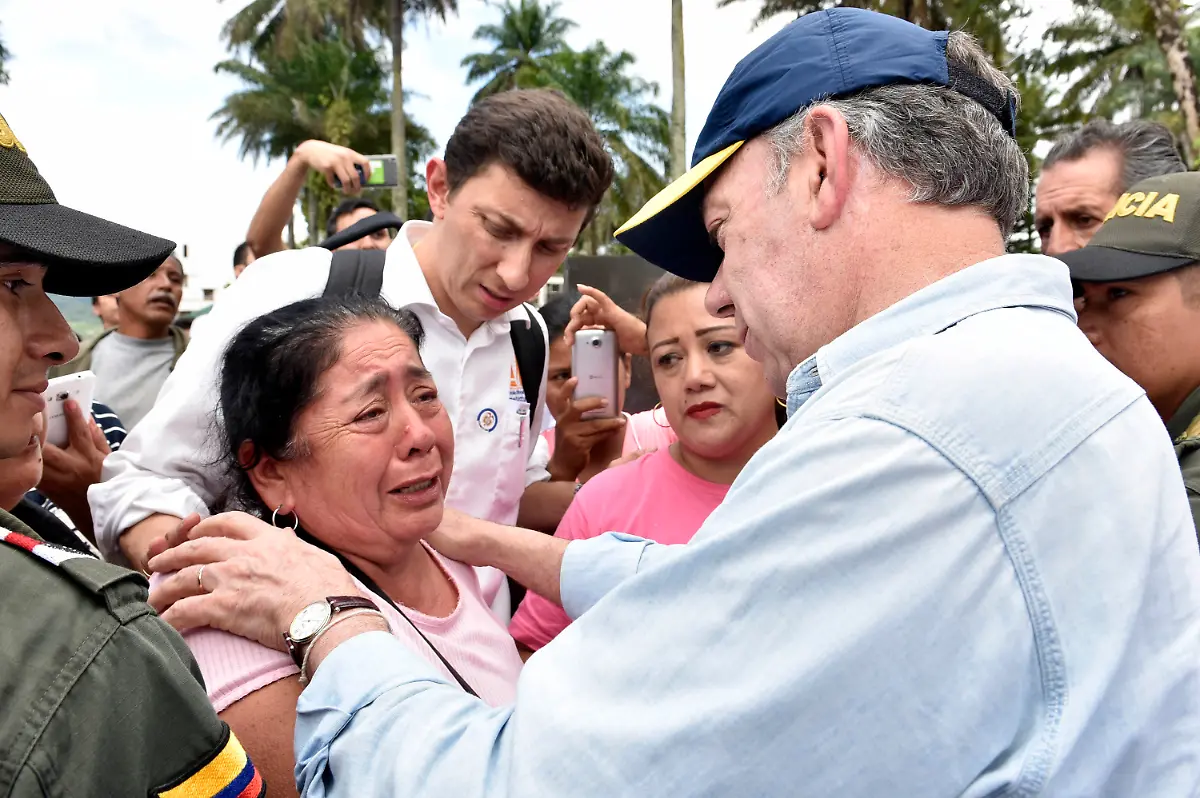 2b53f4b5d83a571ca1e2ca0472e2e053