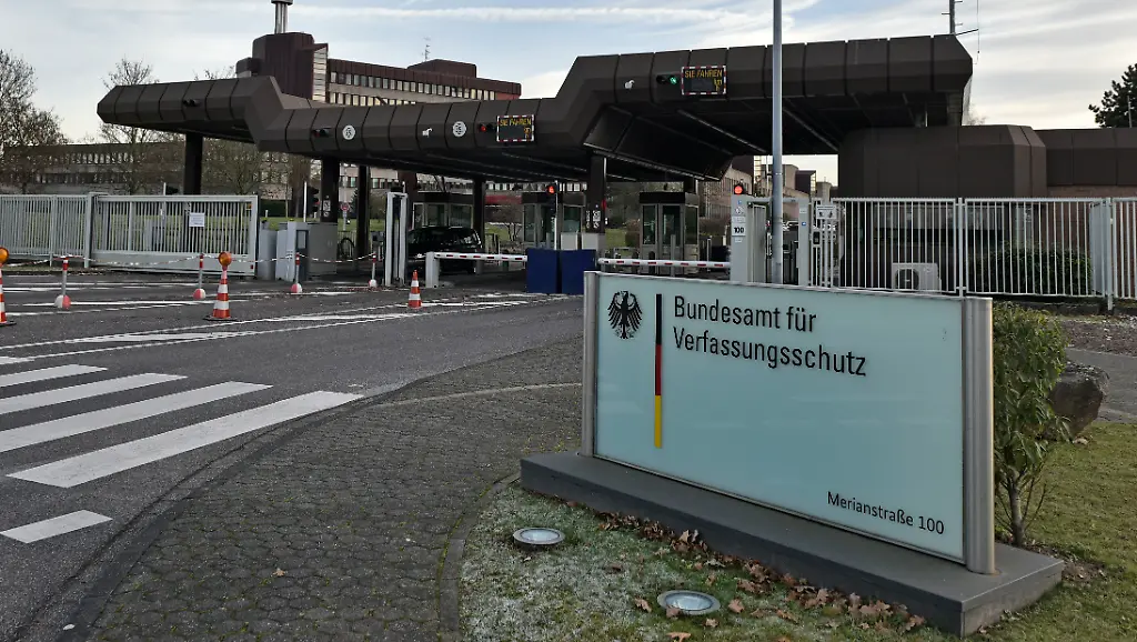 25ca332a368beab17516720f8e794011