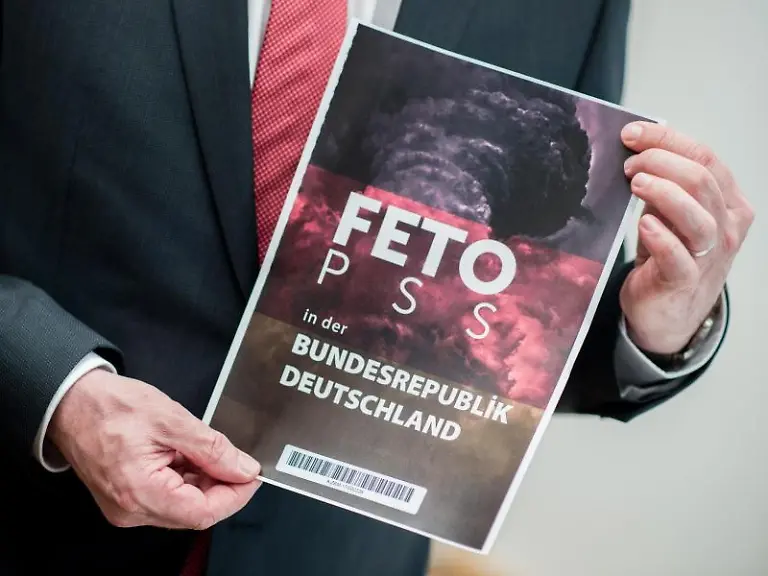 Namensliste-des-tuerkischen-Geheimdienstes