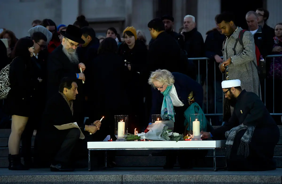 4dc488f214d245ac24f594e8635f7b56