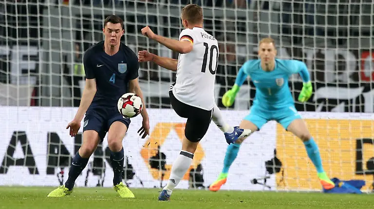 0104fb5b7d3a4b128077e9b3d849a26a