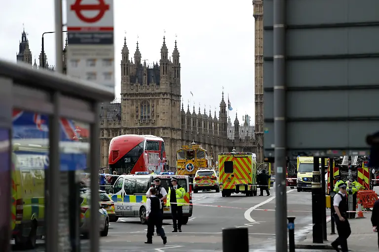 01327f97b773aa60e81b27875f52f1ba