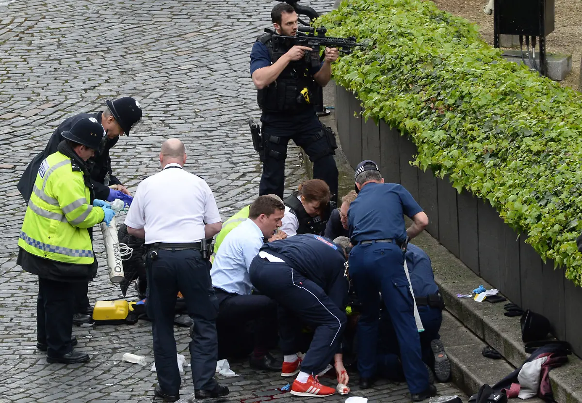 047749da1567b37529f47e2c787bbd69