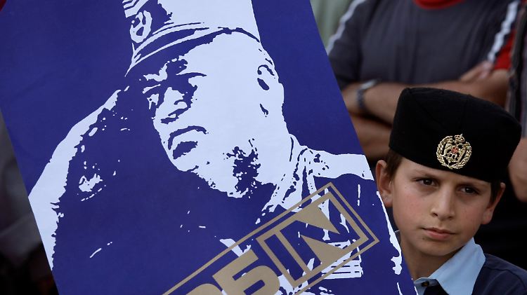 Noch immer verehren viele bosnische Serben Mladic als Helden. 