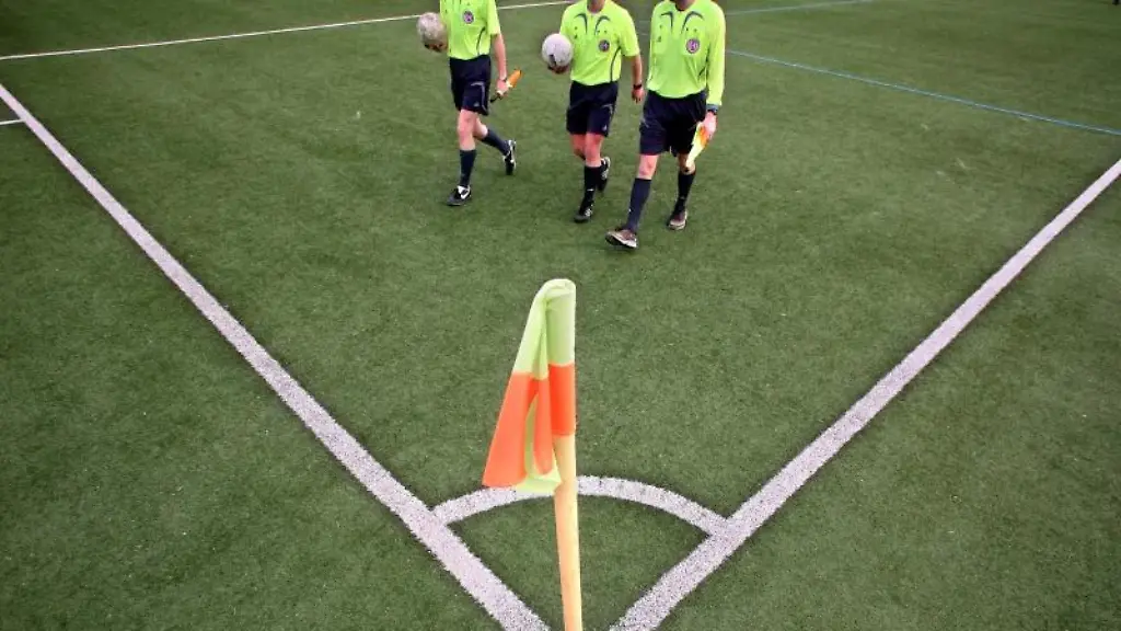 Spielausfaelle-nach-Schiedsrichter-Streik