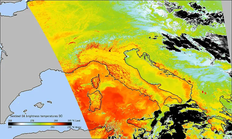 Sentinel-3A-takes-Earth-s-temperature