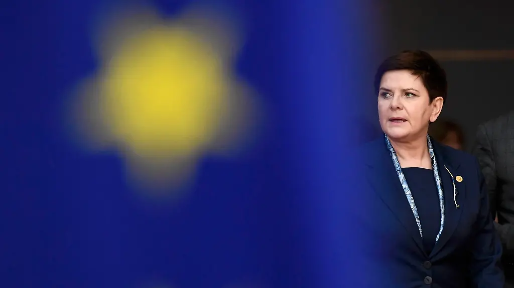 fc22227667a3dda41702b06d1f13b09e