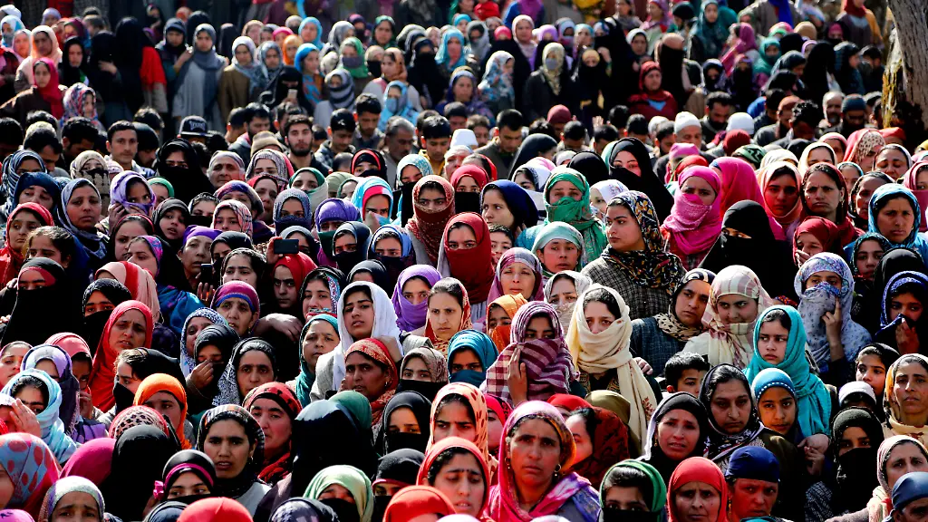 c7124903c4fb15f7e9e14147a1f2e251