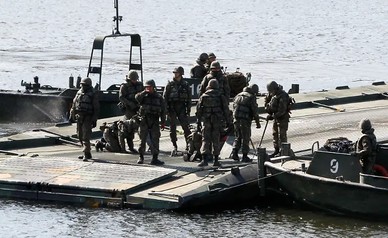 3e879a7d08240665c31187497148f961