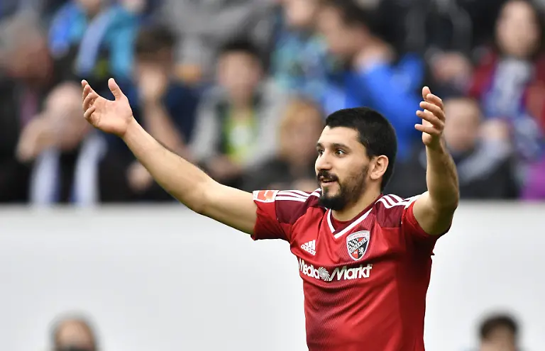 a2fc5ba23f47d9e699f37afa785c62bd