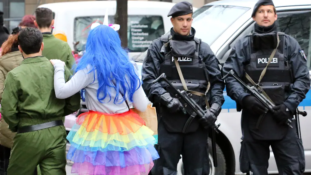 e49d89580e042bb1ad3dda2a12c0c144