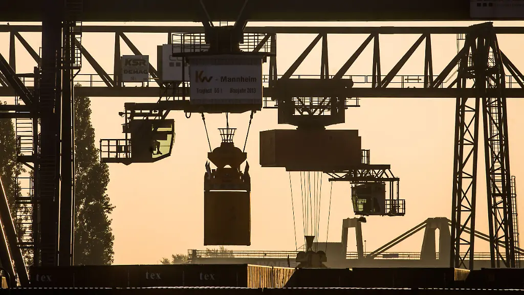 9d7f8a47f1ddd480883fe4230148324d