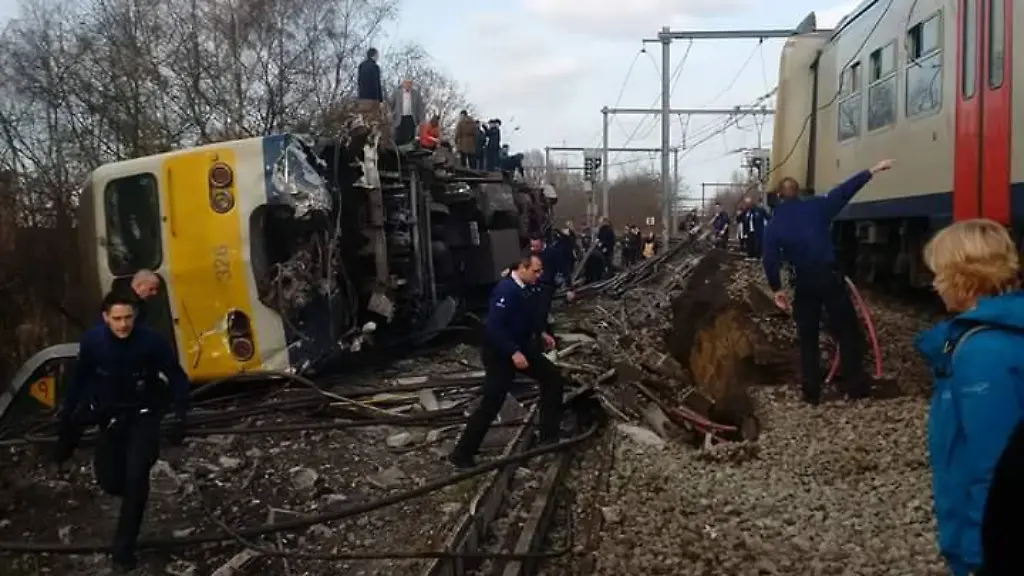 948450690c9b83108d859bc983cd2802