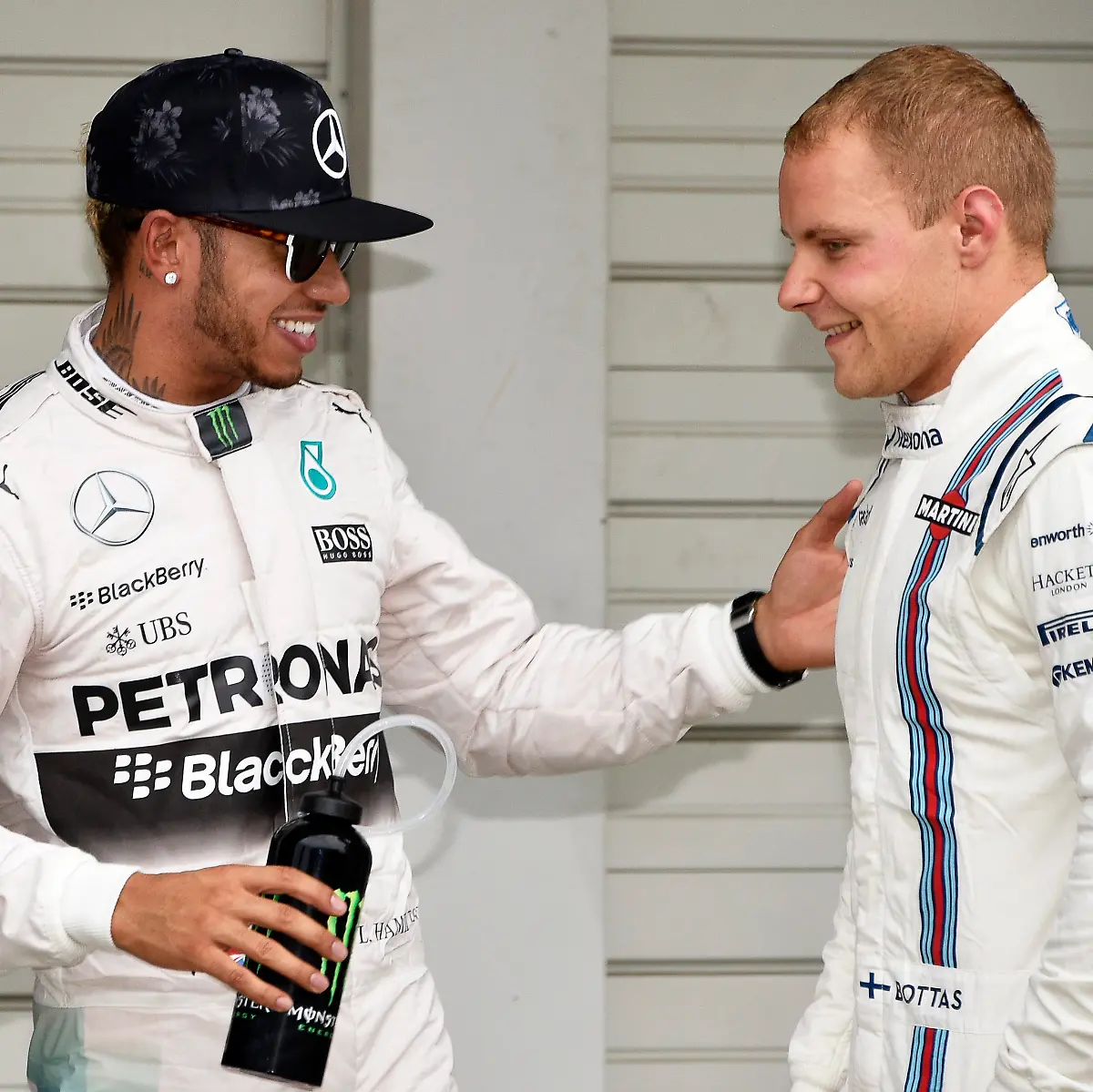 Das-Duell-der-neuen-Mercedes-Teamkollegen-Hamilton-l-und-Bottas-wird-mit-Spannung-erwartet
