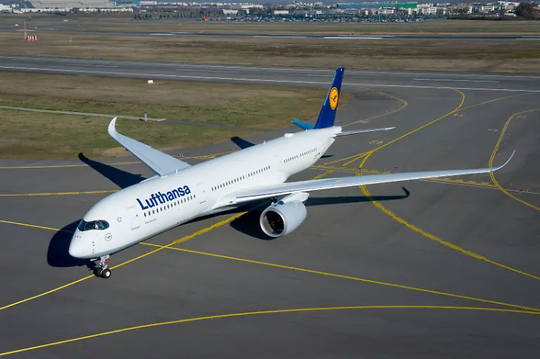 2017-02-07-PM-A350-Hamburg