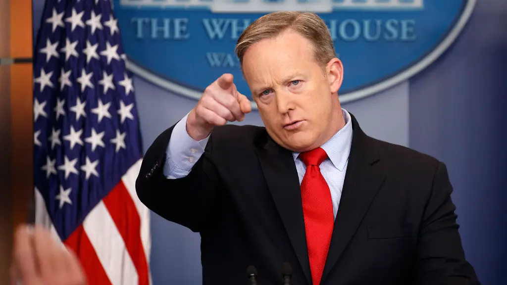 White-House-press-secretary-Sean-Spicer-speaks-during-the-daily-press-briefing-at-the-White-House-in-Washington-Friday-Feb-3-2017