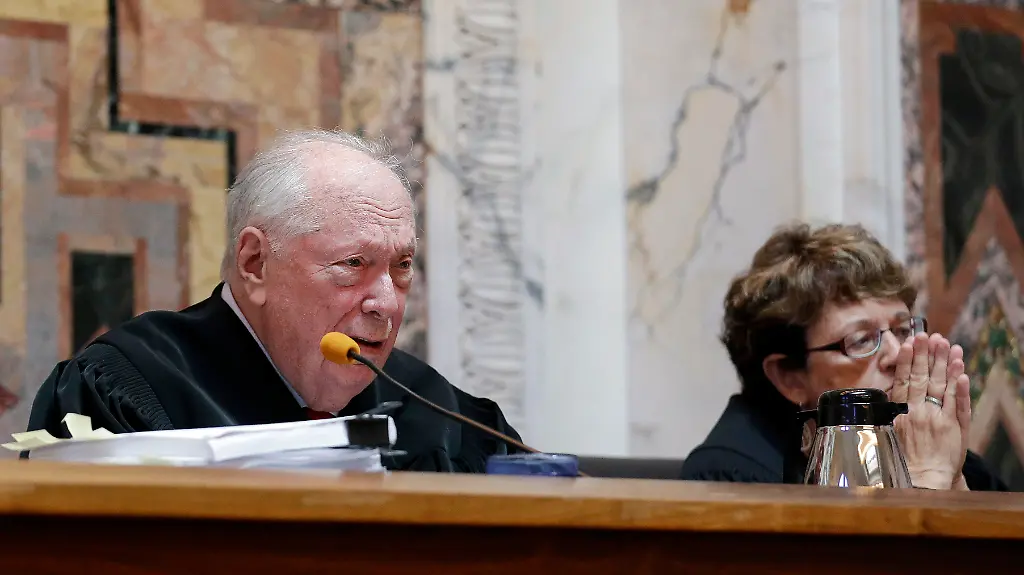 FILE-In-this-Sept-8-2014-file-photo-Judge-Stephen-Reinhardt-left-and-Judge-Marsha-Berzon-listen-to-arguments-on-gay-marriage-bans-at-the-9th-U-S-Circuit-Court-of-Appeals-in-San-Francisco-Calif-The-federal-appellate-court-is-hearing-arguments-whether-to-reinstate-President-Donald-Trump-s-immigration-travel-ban