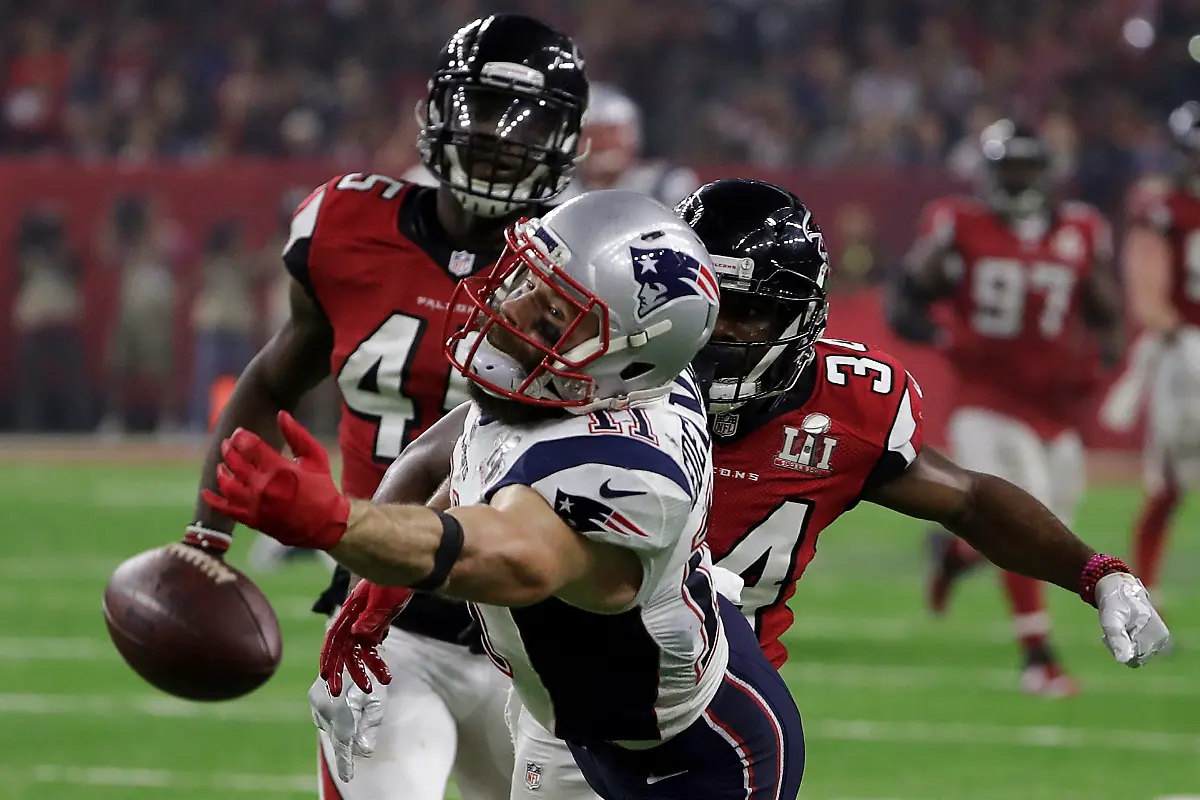 New-England-Patriots-Julian-Edelman-can-t-catch-a-pass-under-pressure-from-Atlanta-Falcons-Brian-Poole-during-the-second-half-of-the-NFL-Super-Bowl-51-football-game-Sunday-Feb-5-2017-in-Houston