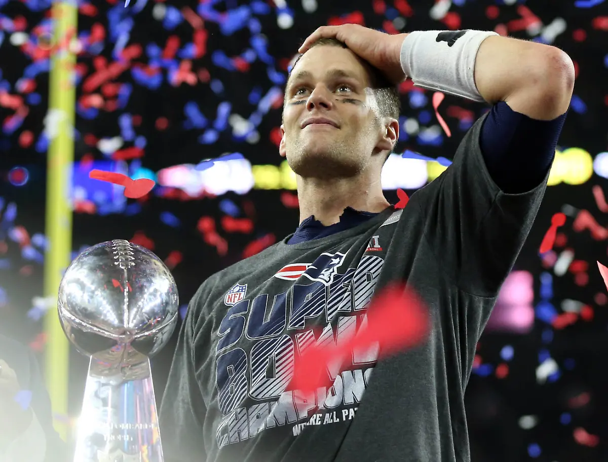 Mit-einer-historischen-Aufholjagd-hat-Quarterback-Tom-Brady-die-New-England-Patriots-zum-Sieg-gefuehrt