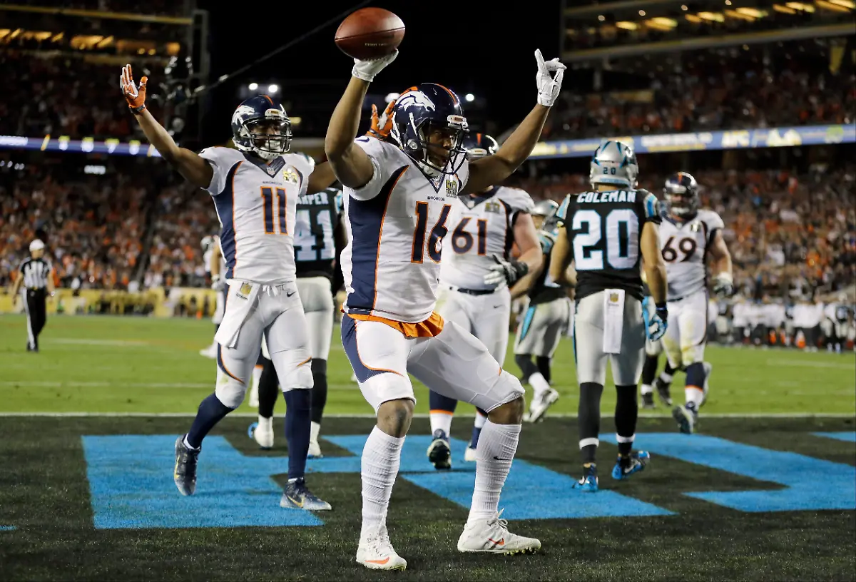 Denver-Broncos-Bennie-Fowler-16-celebrates-after-scoring-a-two-point-conversion-during-the-second-half-of-the-NFL-Super-Bowl-50-football-game-Sunday-Feb-7-2016-in-Santa-Clara-Calif