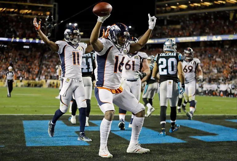 Denver-Broncos-Bennie-Fowler-16-celebrates-after-scoring-a-two-point-conversion-during-the-second-half-of-the-NFL-Super-Bowl-50-football-game-Sunday-Feb-7-2016-in-Santa-Clara-Calif