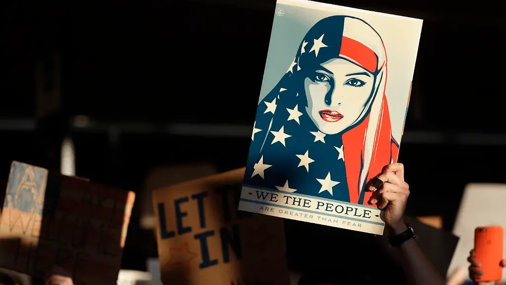 7b537900f4655a8c74f0be8967892384