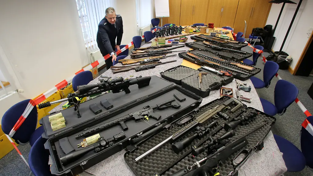 d0c9b71aabf6d8ec8257e89450bab45c