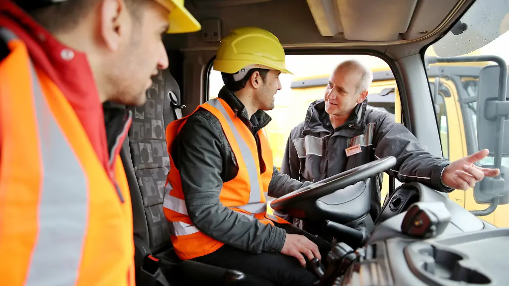 838670eedd746bf5101bc4d0cca8f62f