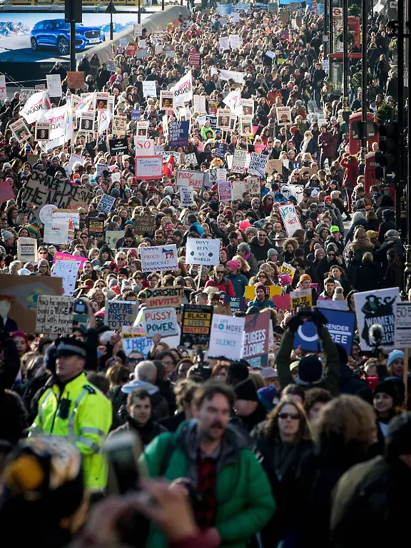 edb17c728b678184bbac3ffb793ba446