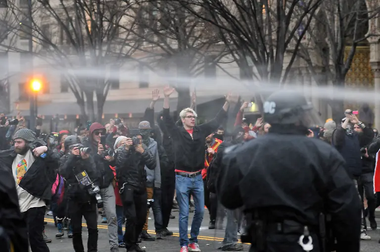 3cb737a9c1332460728fb0862c6b618e