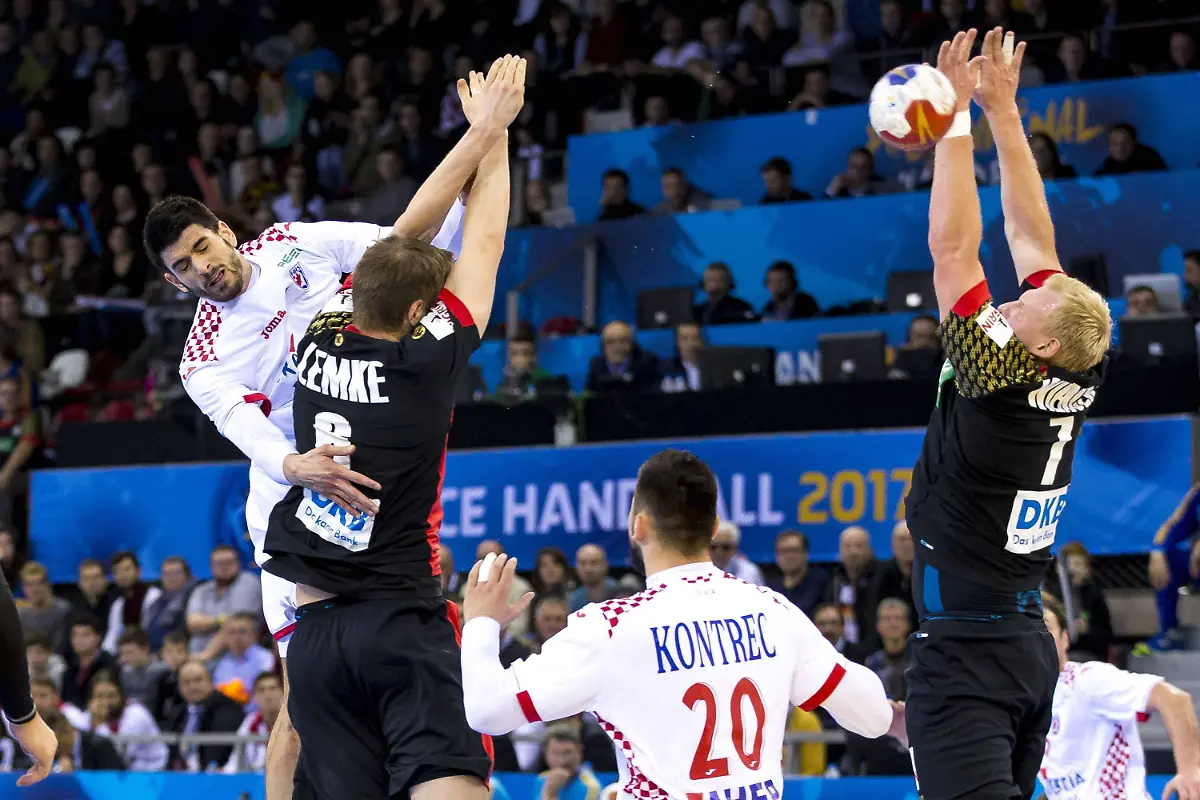 8c7d80653ecc69705019e54bf126ca30