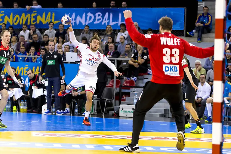 8fc48e951ef7341a25236d89d4c8804d